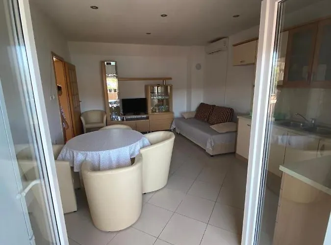 Blazo Lejlighed Kali